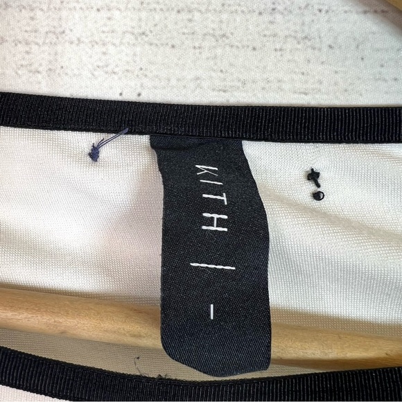 Kith Women’s White Black and Gray Colorblock Square Neck Sweatshirt Size S - Picture 6 of 10